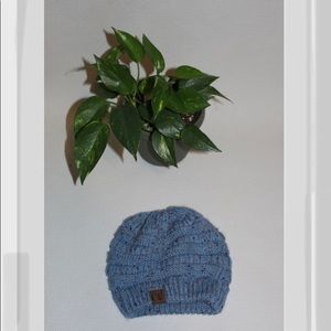 Two brand new hats and a scarf set brand cc 🙌